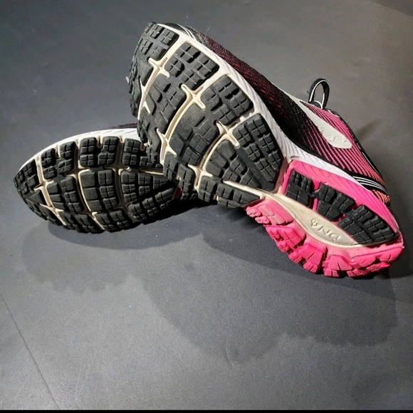 Brooks Ghost 10 Black‎ Pink Sneaker Running Walking Nursing - Women's Size 7 B - Picture 11 of 16